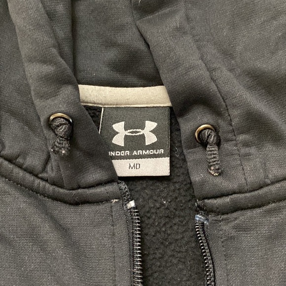 Under Armour men’s hoodie, medium size, W22.5, L27.5, 100%polyester - Picture 8 of 8